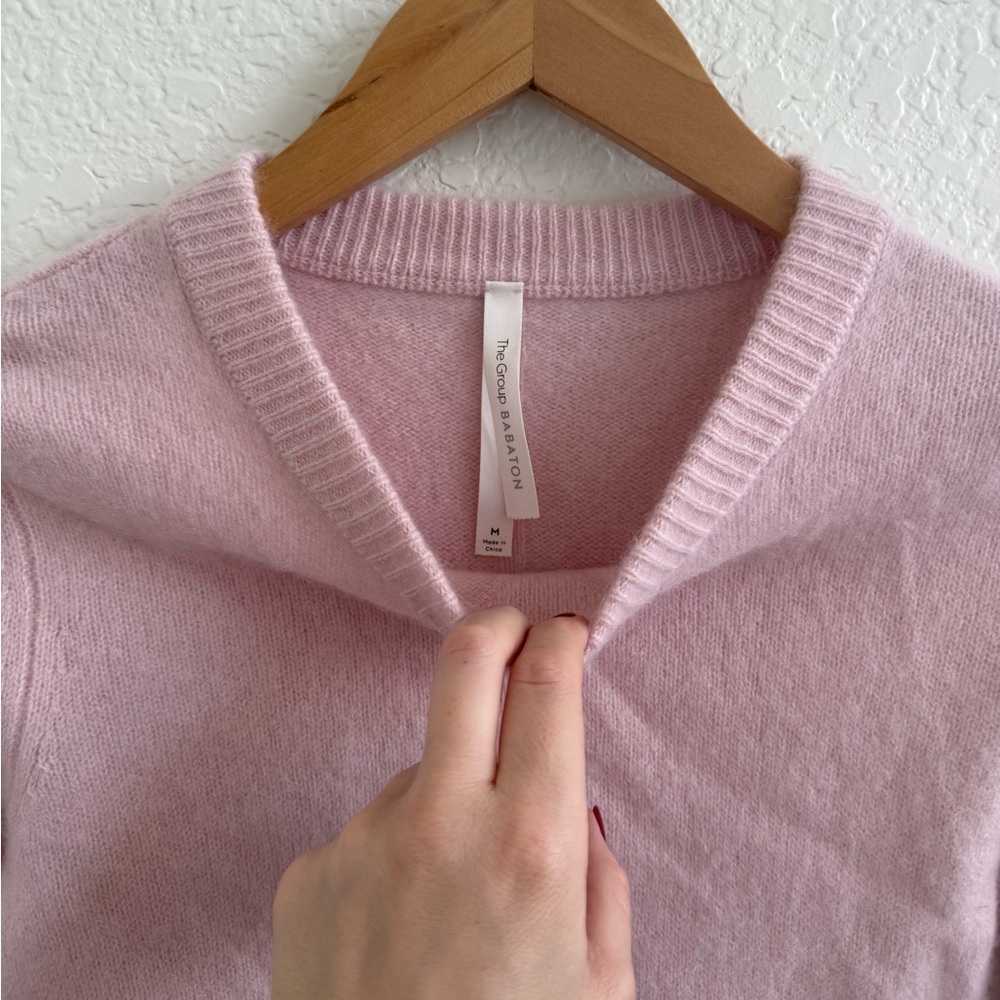 Aritzia Babaton 100% Cashmere Sweater Size Medium Pink - Picture 3 of 6